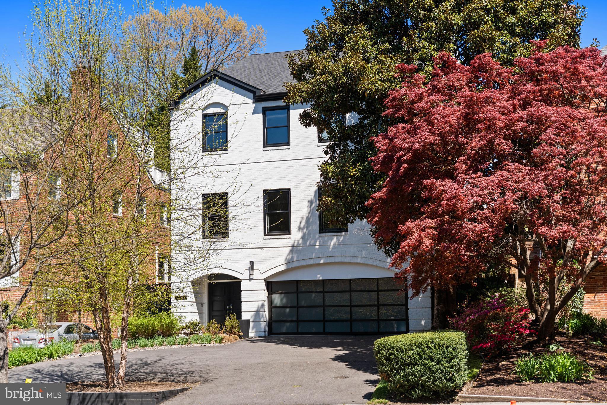 AMERICAN UNIVERSITY PARK - Residential
