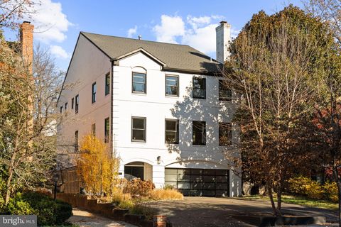 4725 MASSACHUSETTS AVENUE NW WASHINGTON DC 20016