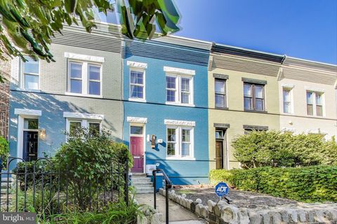 1236 D STREET SE WASHINGTON DC 20003