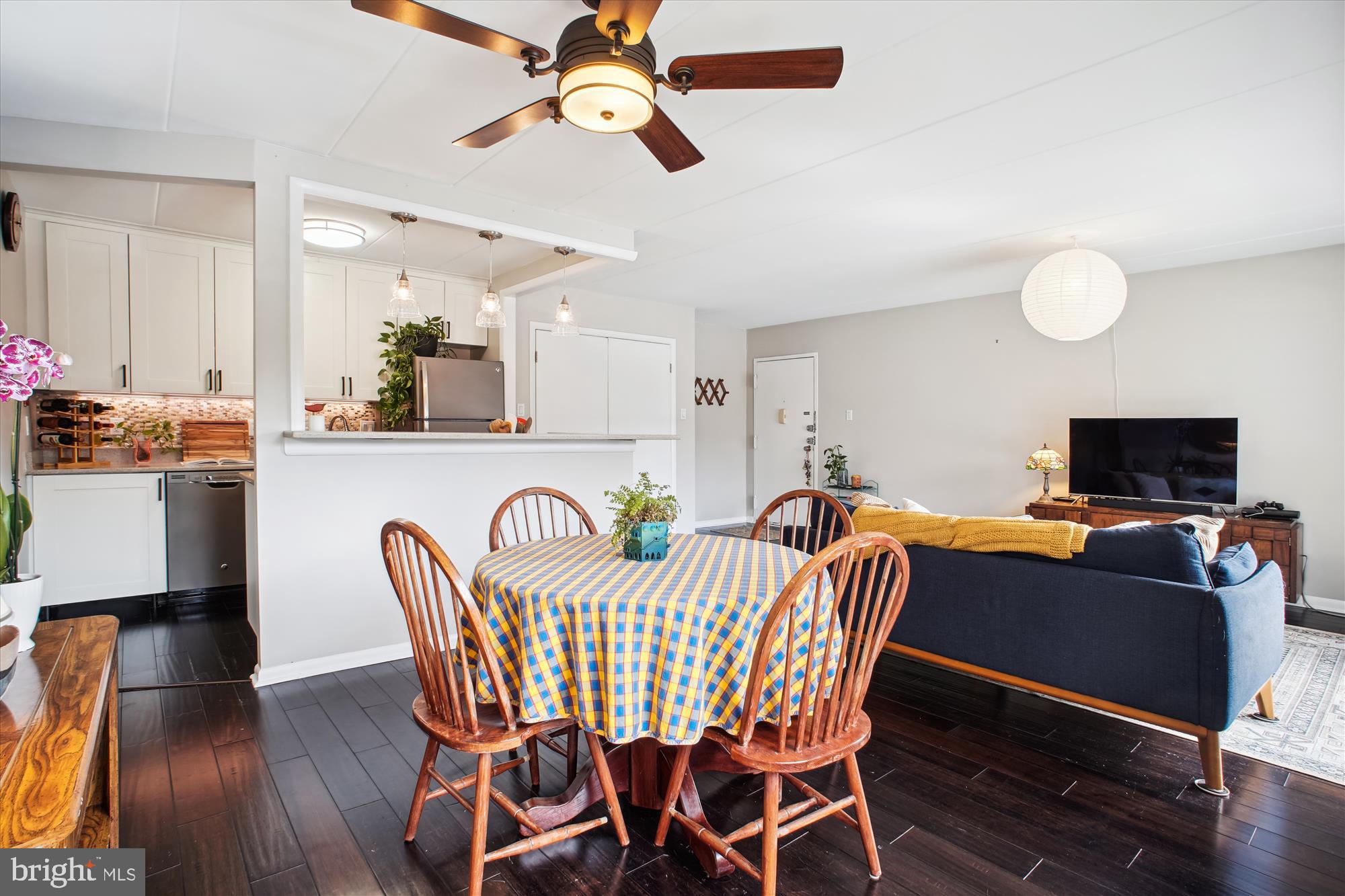 EDSALL TERRACE - Residential