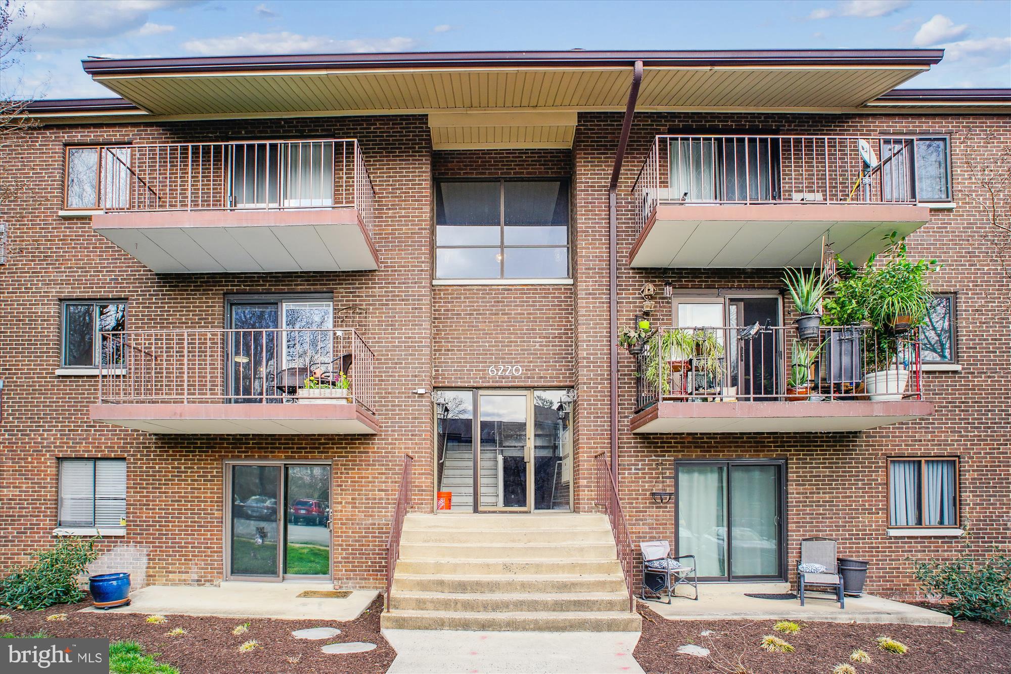 EDSALL TERRACE - Residential