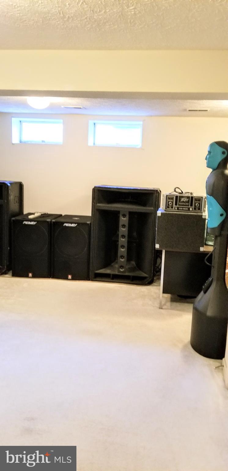 CEDARSIDE FARM - Residential