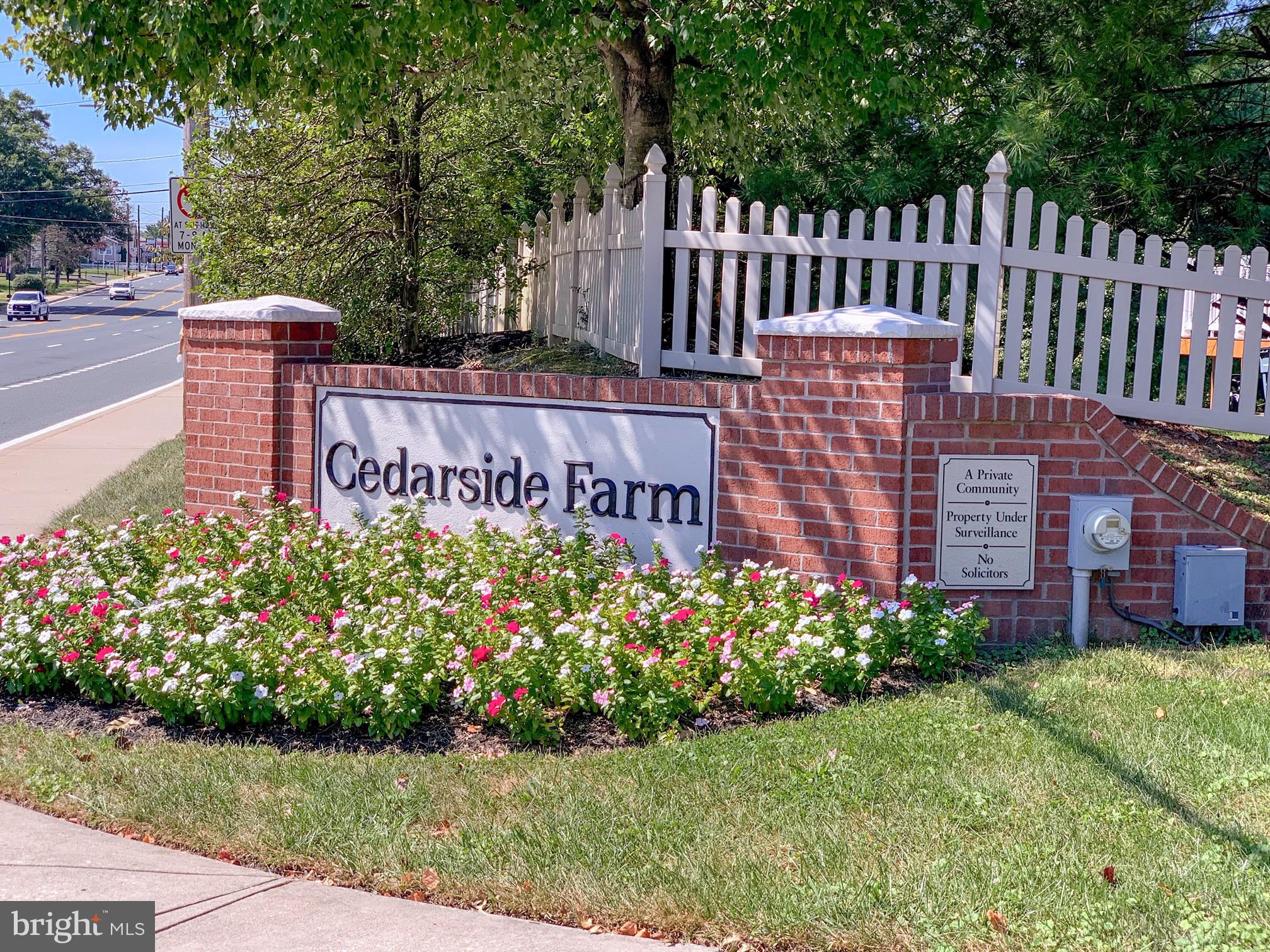 CEDARSIDE FARM - Residential
