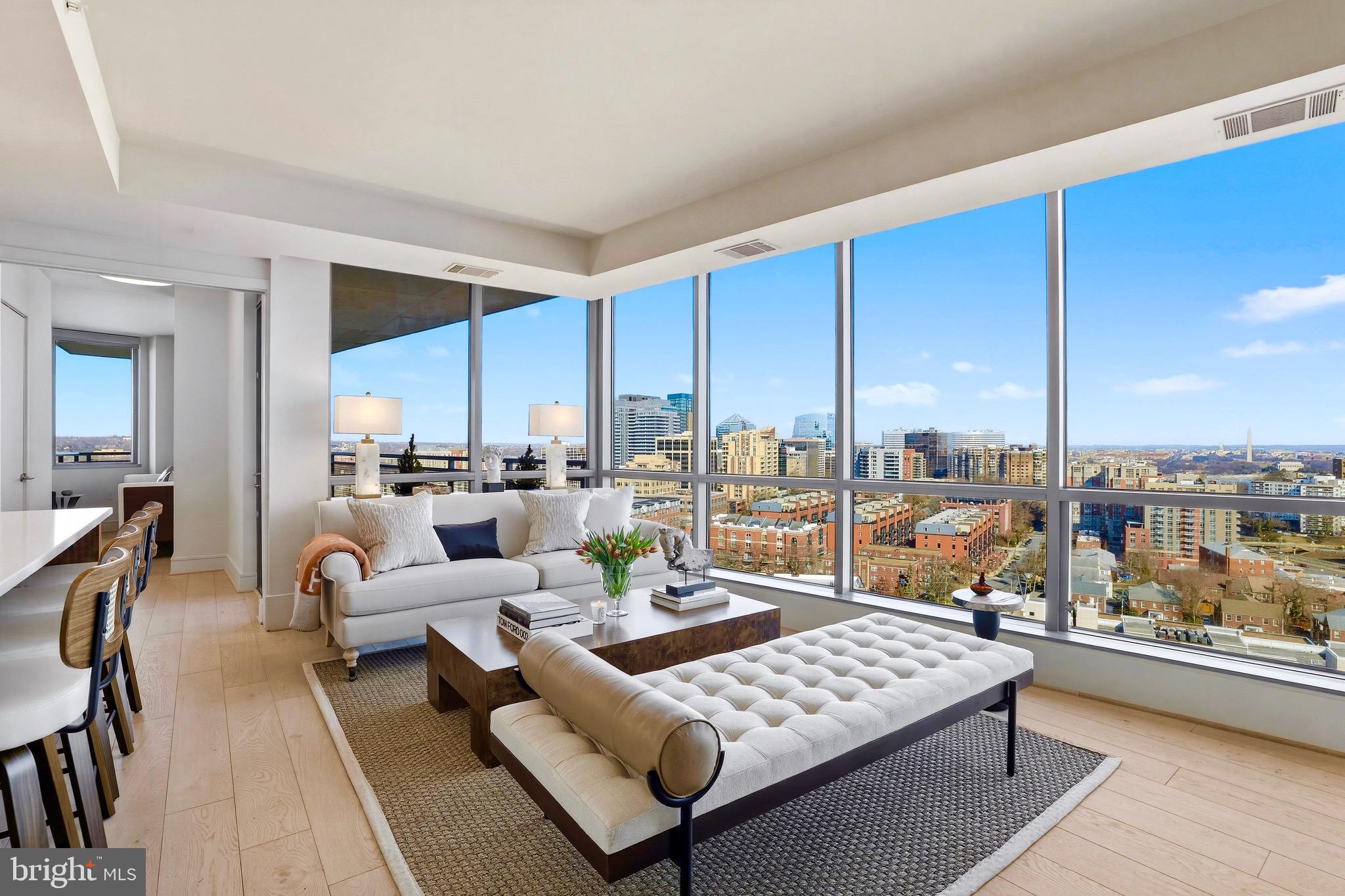 2001 15TH STREET N 1204