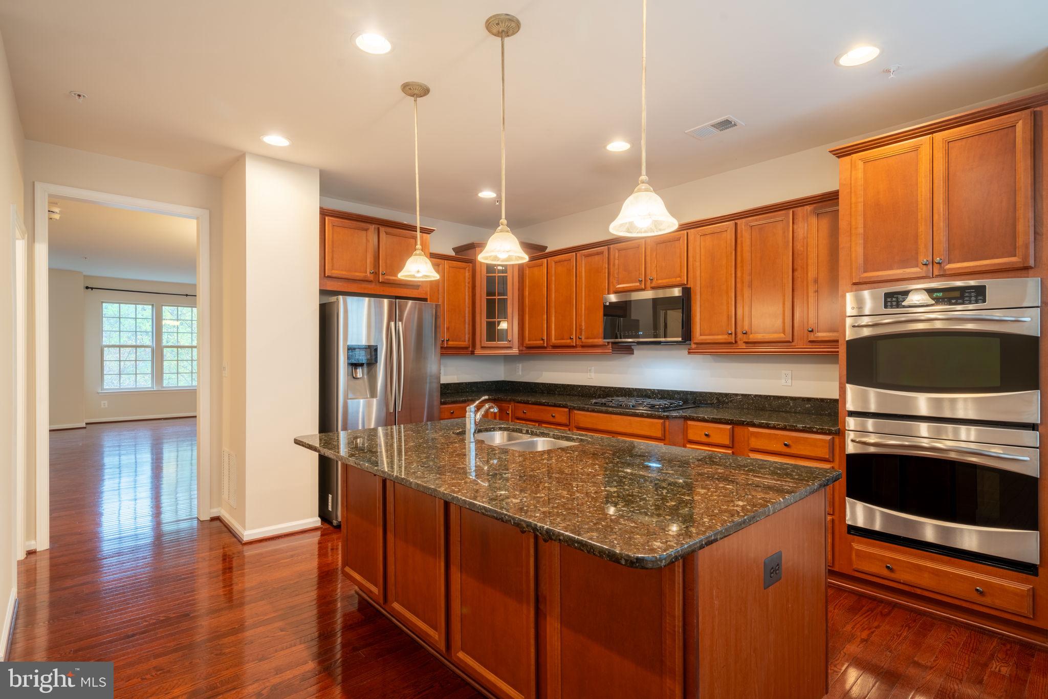 POTOMAC OVERLOOK AT NATIONAL HARBOR - Residential Lease