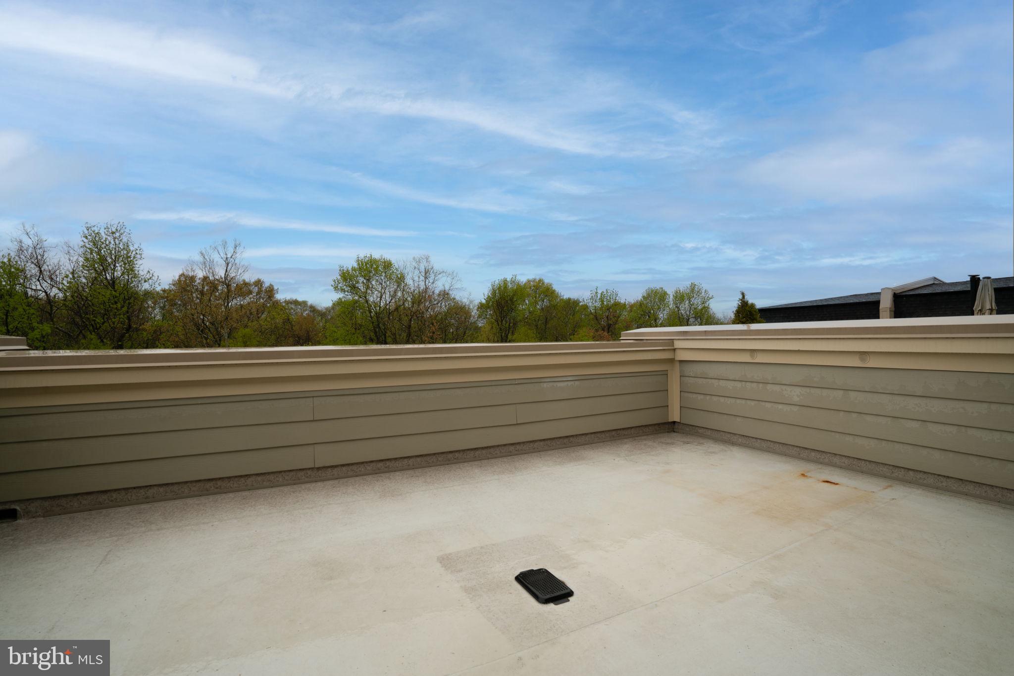 POTOMAC OVERLOOK AT NATIONAL HARBOR - Residential Lease