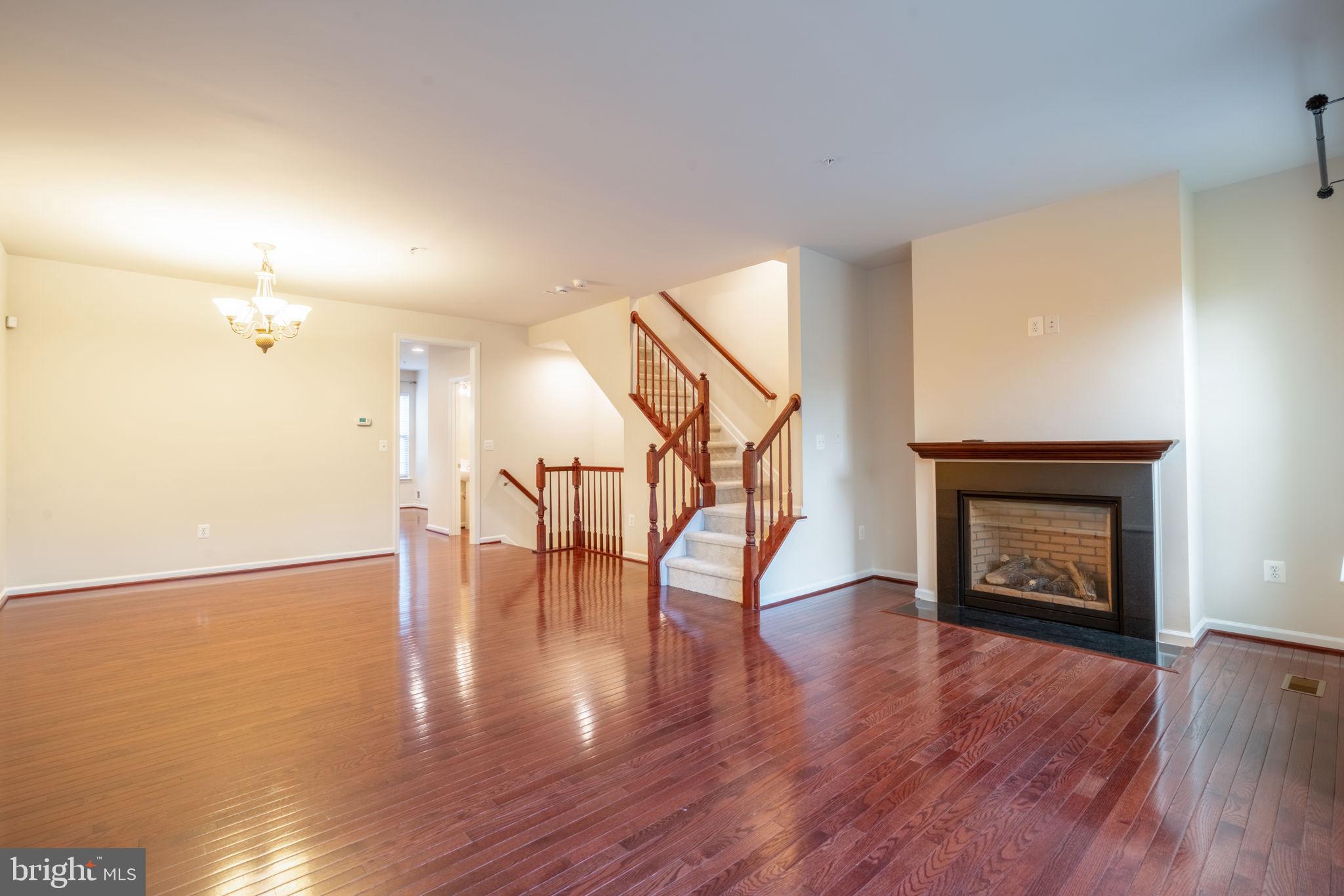 POTOMAC OVERLOOK AT NATIONAL HARBOR - Residential Lease