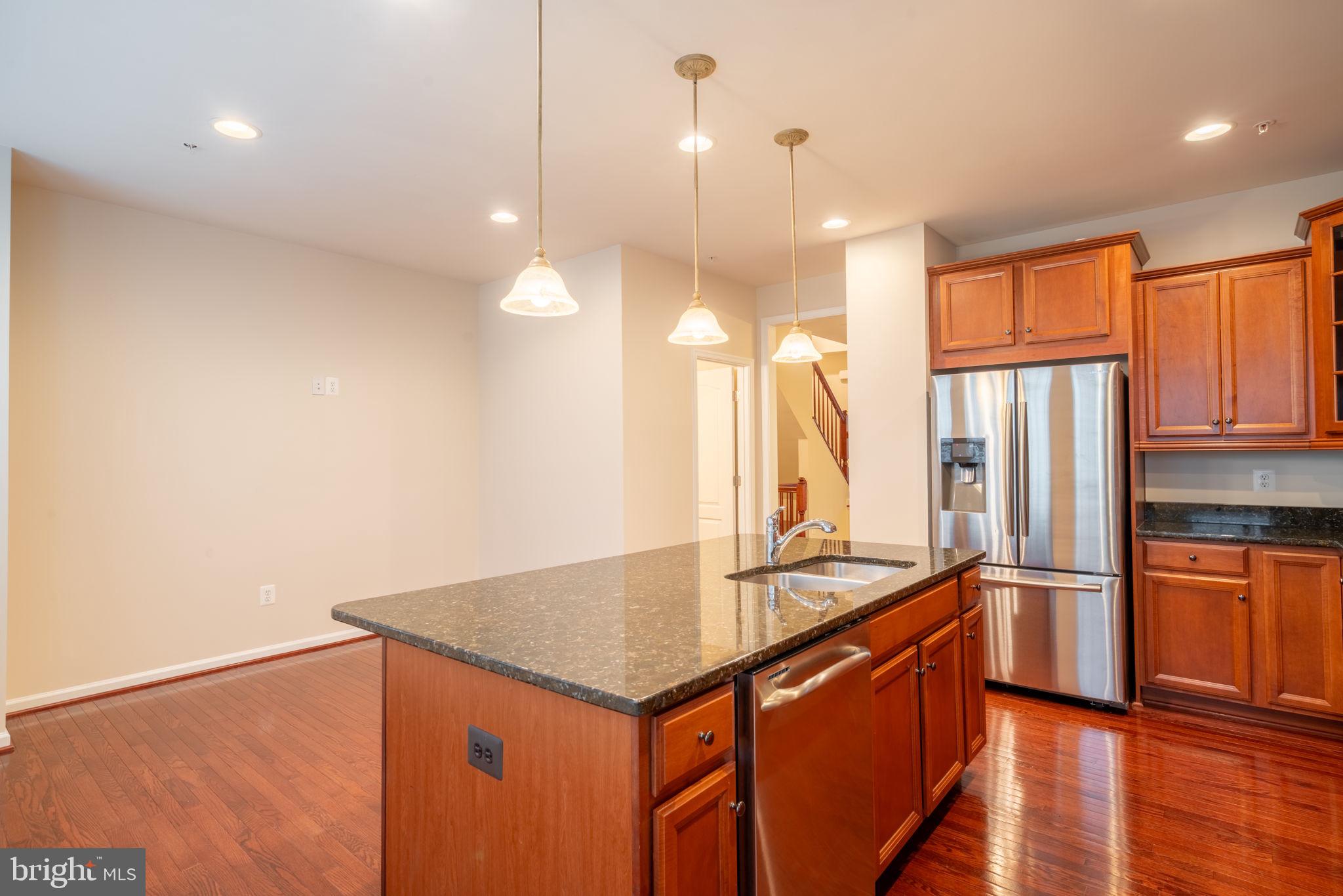 POTOMAC OVERLOOK AT NATIONAL HARBOR - Residential Lease