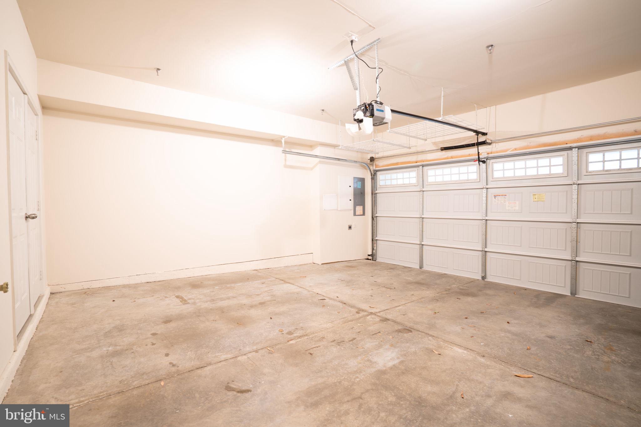 POTOMAC OVERLOOK AT NATIONAL HARBOR - Residential Lease