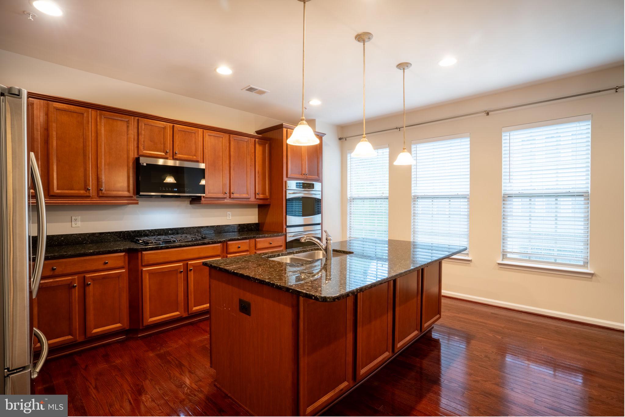 POTOMAC OVERLOOK AT NATIONAL HARBOR - Residential Lease