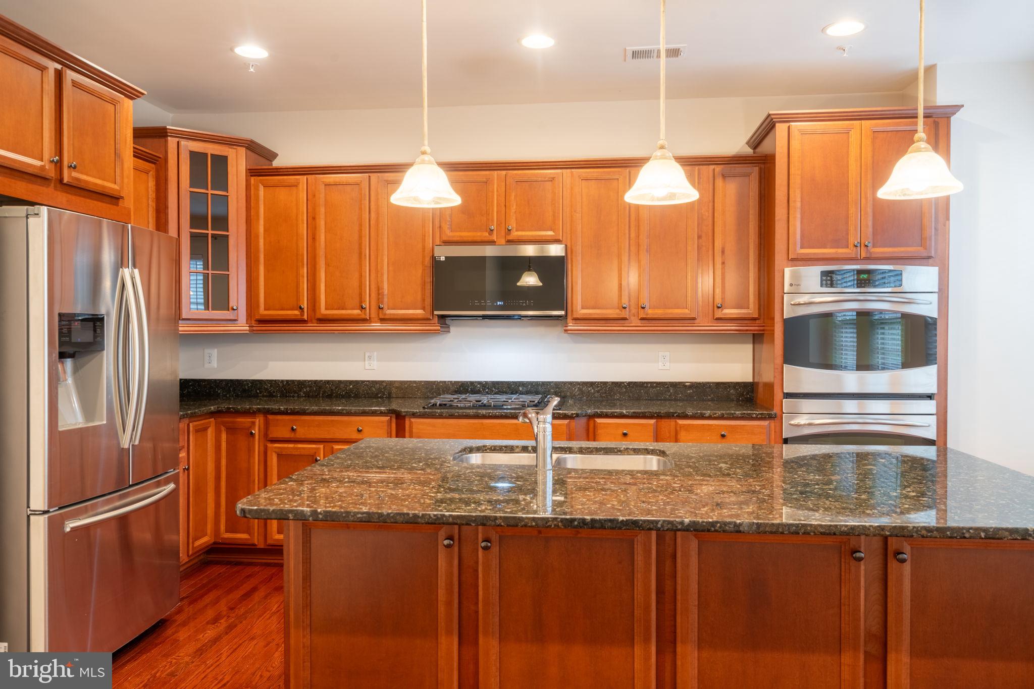 POTOMAC OVERLOOK AT NATIONAL HARBOR - Residential Lease