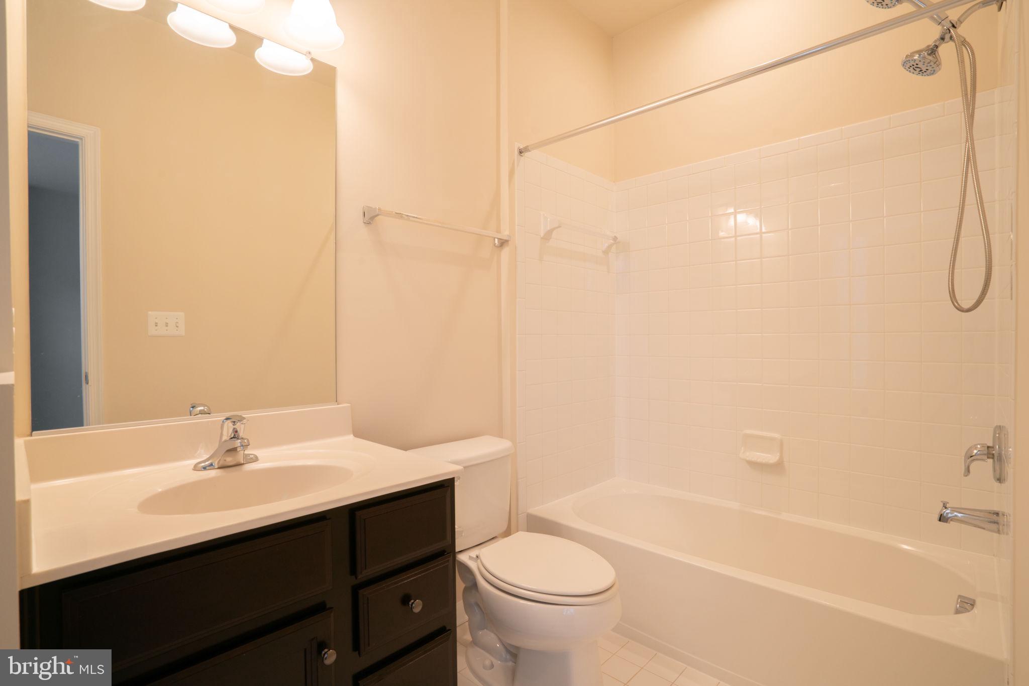 POTOMAC OVERLOOK AT NATIONAL HARBOR - Residential Lease