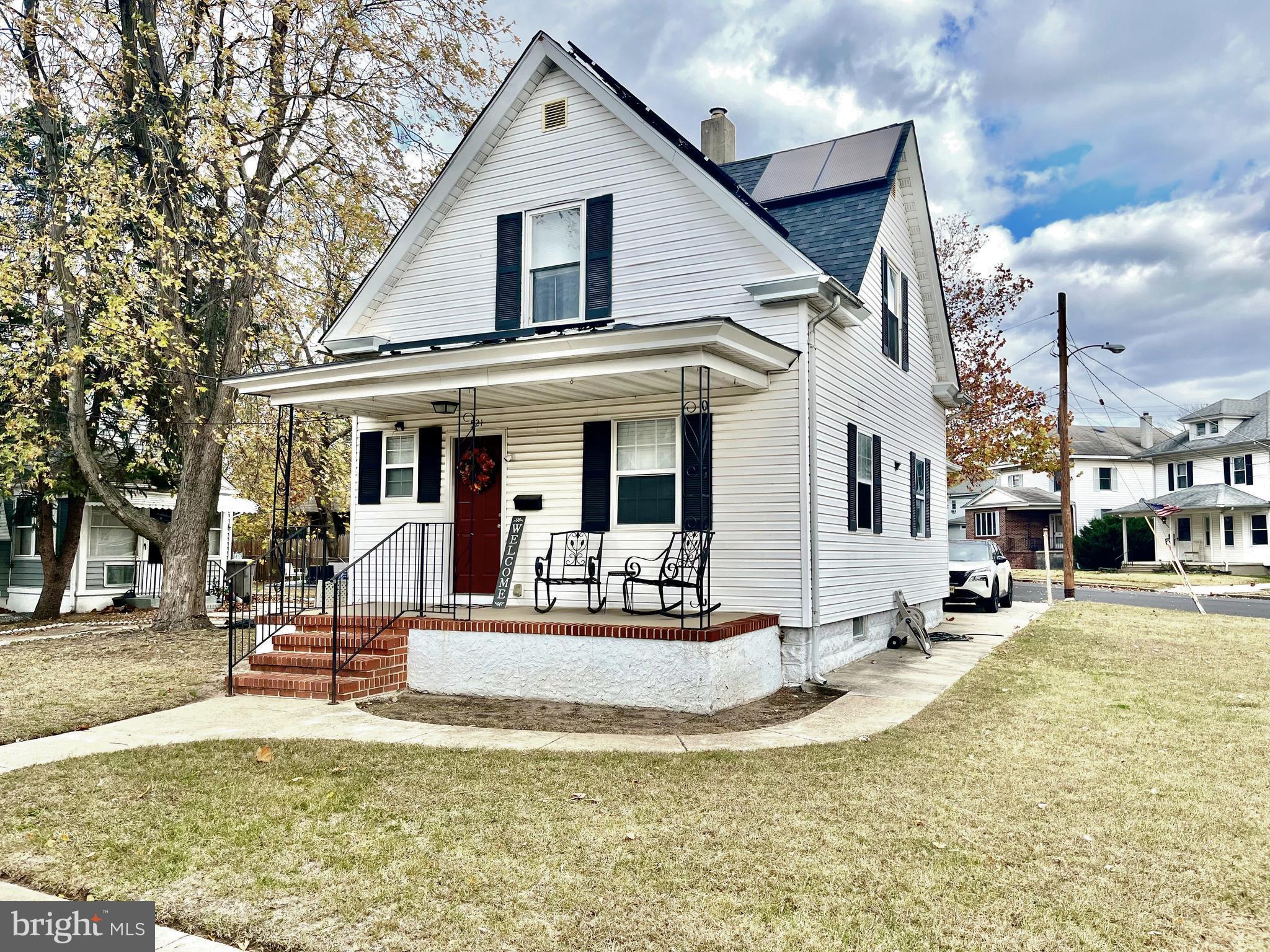 521 N DELAWARE STREET