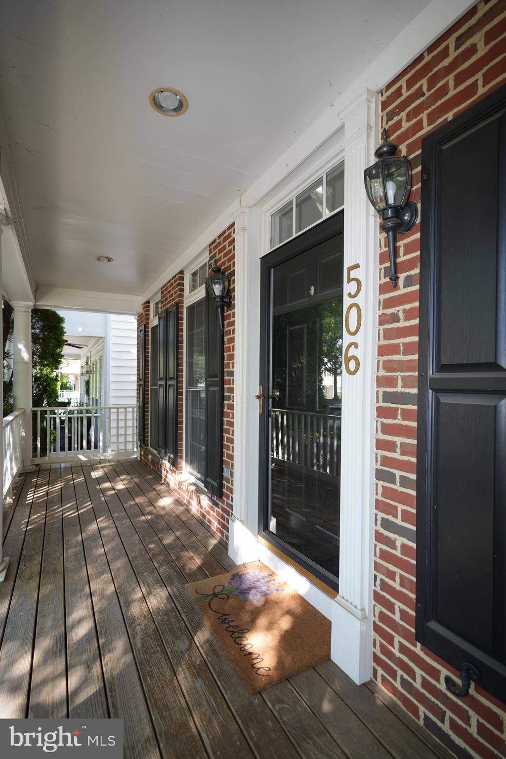 506 LEANING OAK STREET
