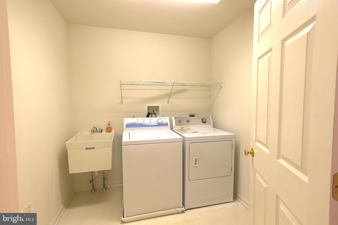 SUMMIT HILLS - Residential