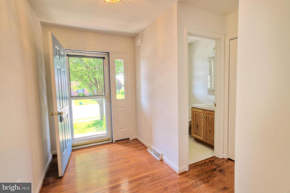 SUMMIT HILLS - Residential