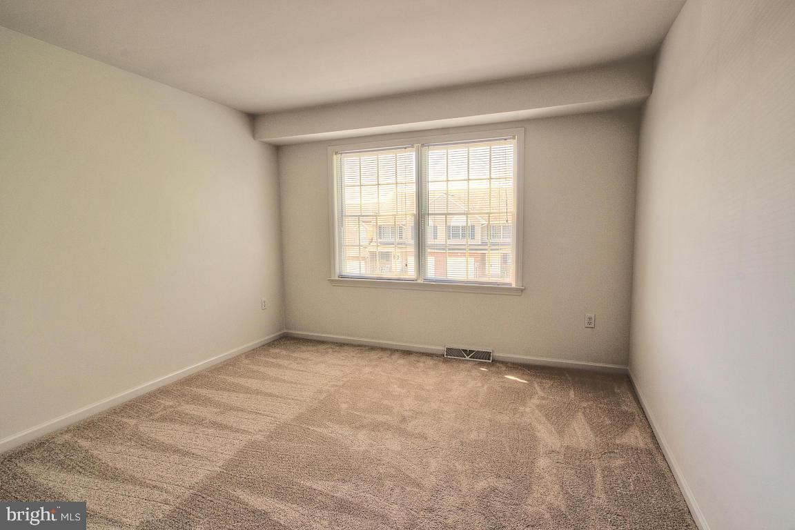 SUMMIT HILLS - Residential