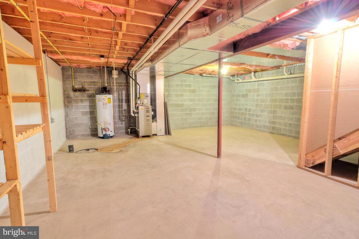 SUMMIT HILLS - Residential