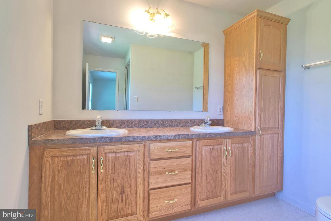 SUMMIT HILLS - Residential