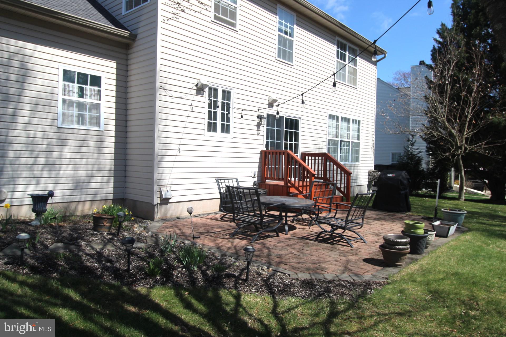 BRADFORD WOODS - Residential