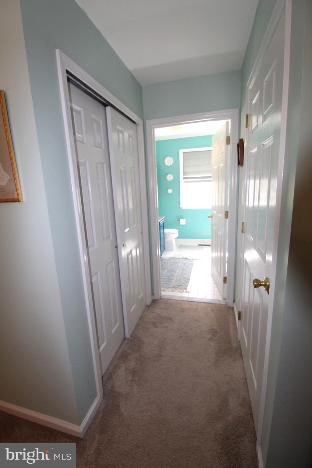 BRADFORD WOODS - Residential