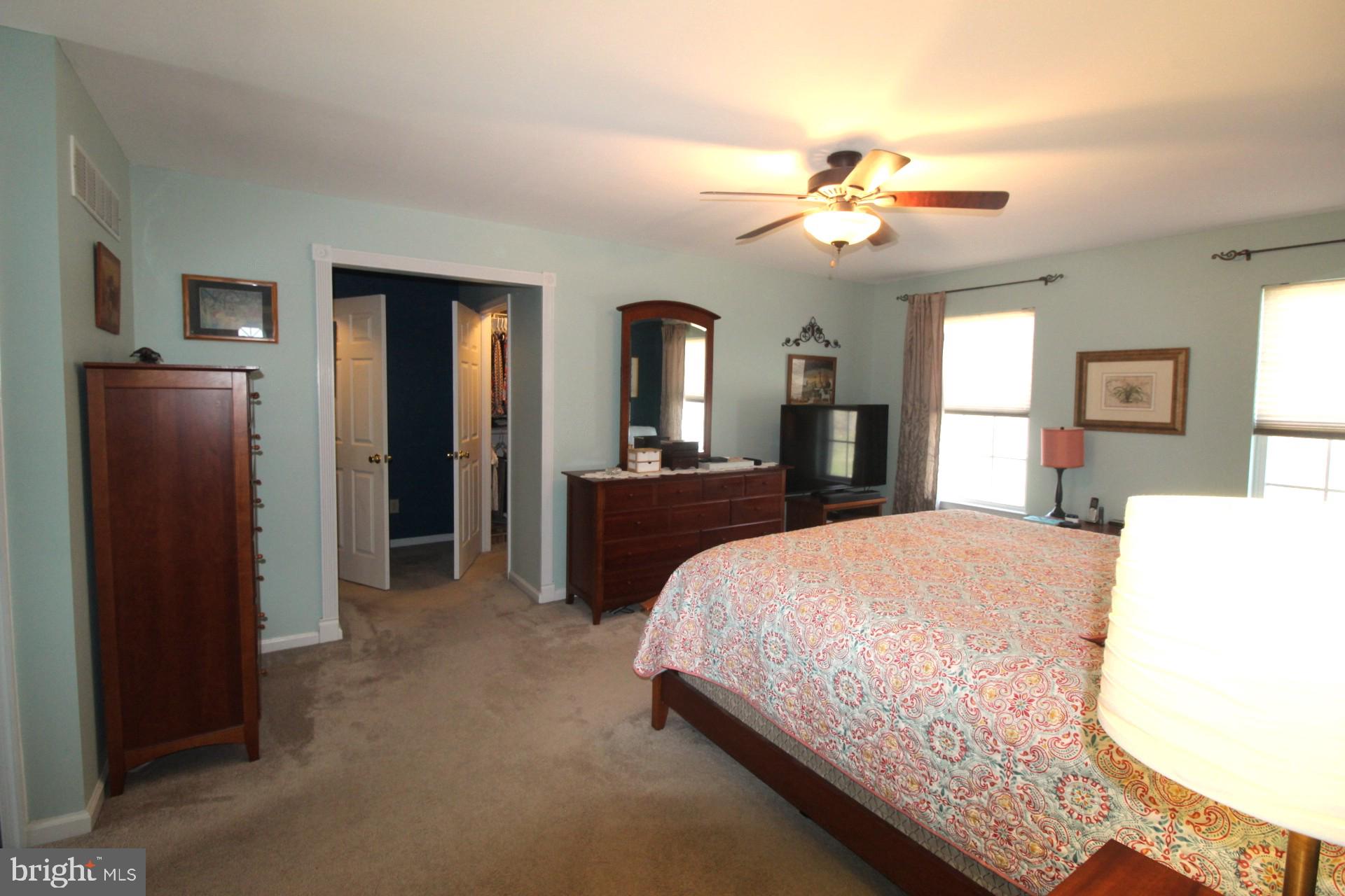 BRADFORD WOODS - Residential