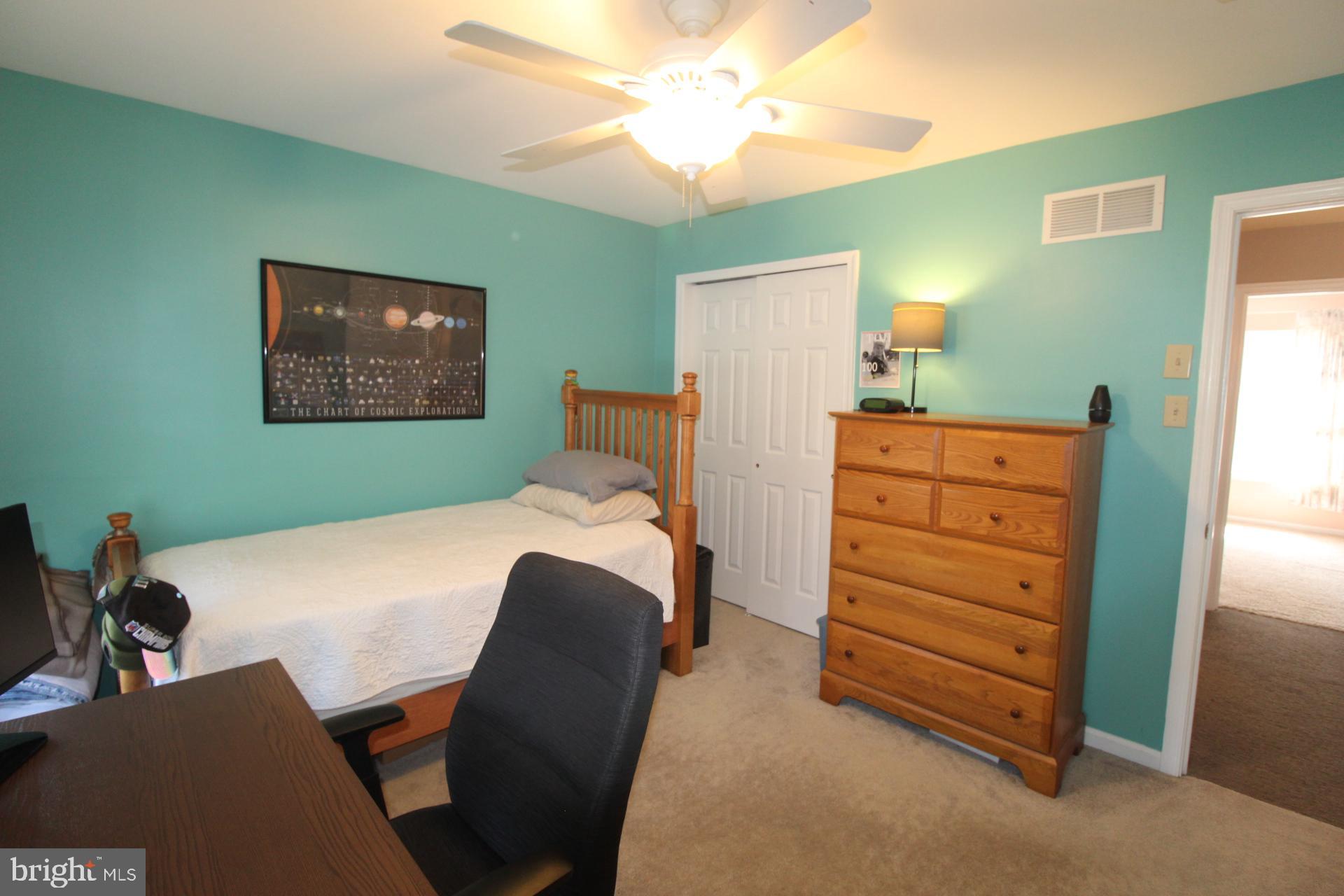 BRADFORD WOODS - Residential