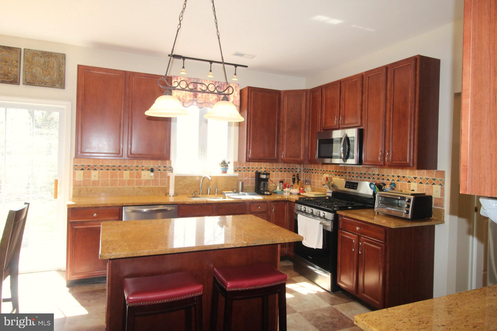 BRADFORD WOODS - Residential