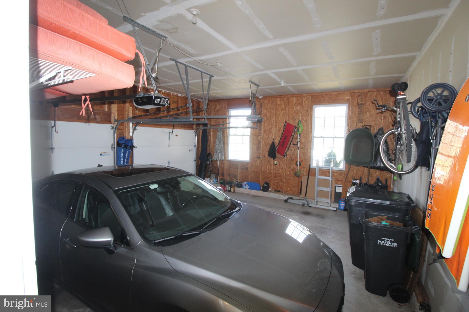 BRADFORD WOODS - Residential