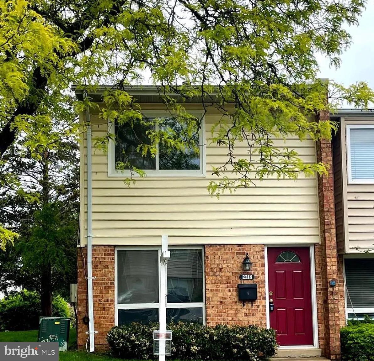 Step into this beautifully COMPLETELY remodeled corner townhome offering a bright, open layout with brand-new flooring throughout. The updated kitchen features granite countertops, stainless steel appliances, french door refrigerator and plenty of storage. Modern bath and spacious bedrooms (new blinds not in pics) add comfort and style, while a private outdoor area provides the perfect space to relax or entertain. The pool is just steps away!
Move-in ready and in turnkey condition, this home combines comfort with convenience. Located just minutes from shops, restaurants, major highways, the Silver Line Metro, and Dulles Airport.