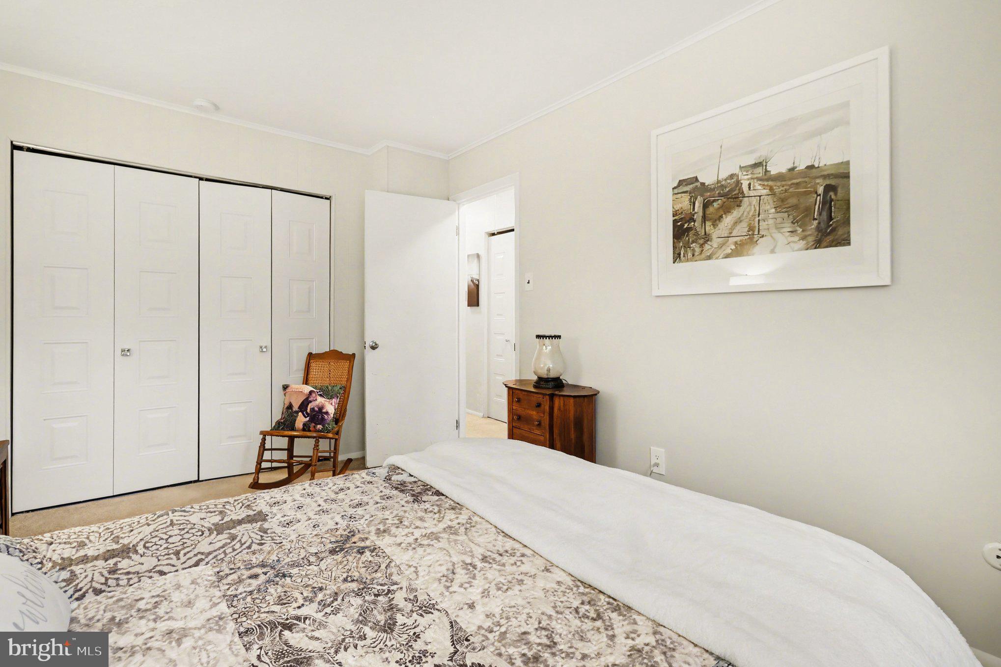 HUNTERS RUN - Residential