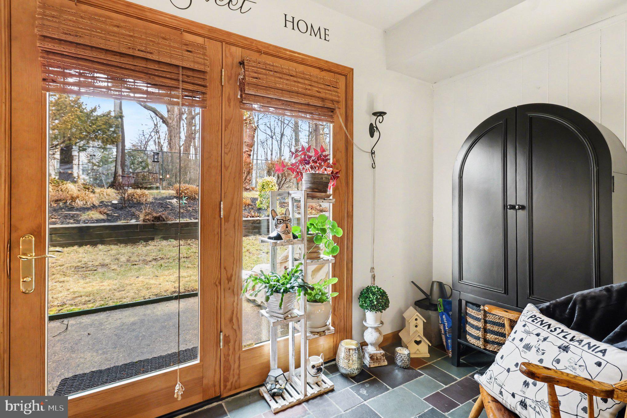 HUNTERS RUN - Residential