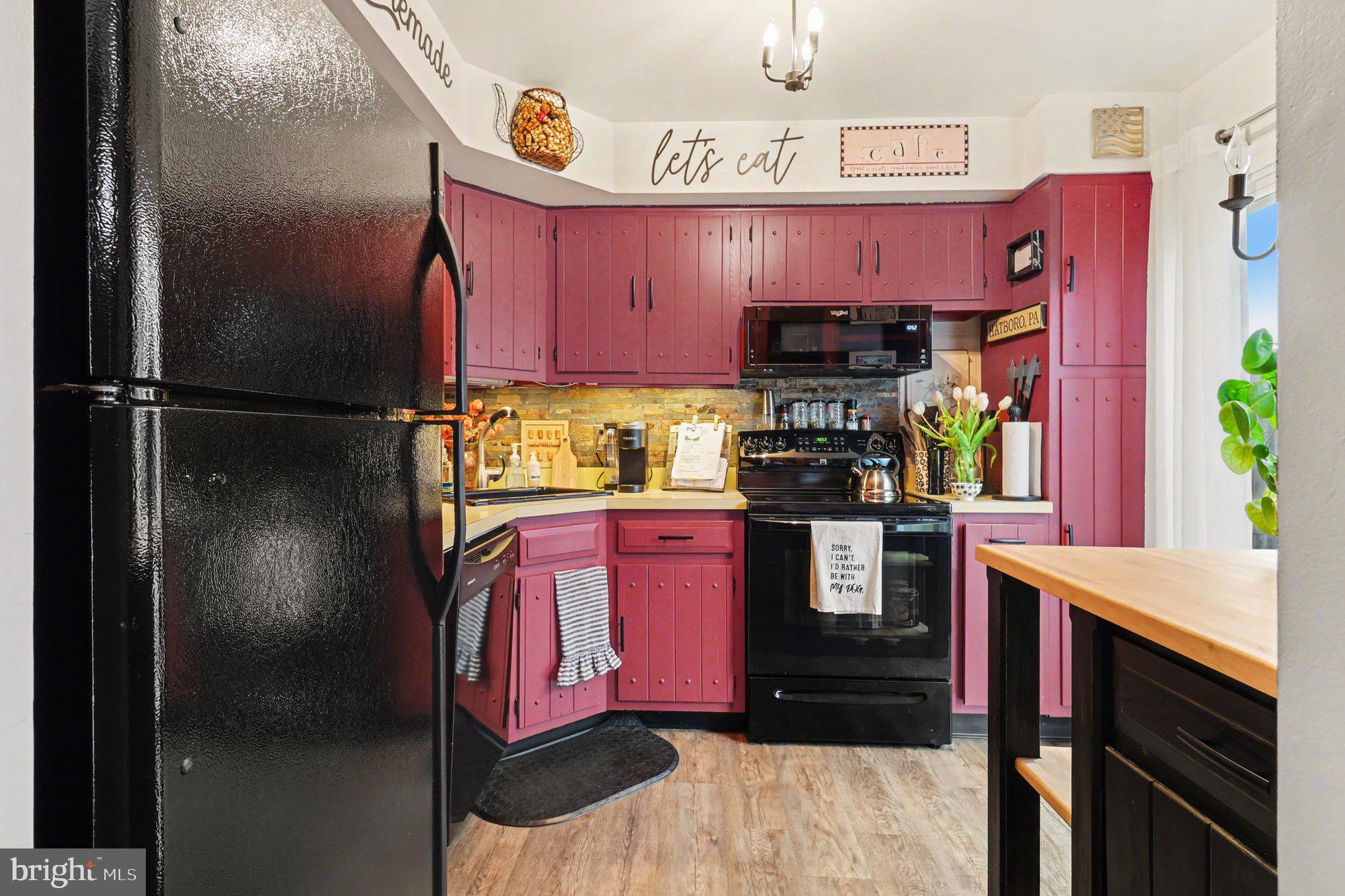 HUNTERS RUN - Residential