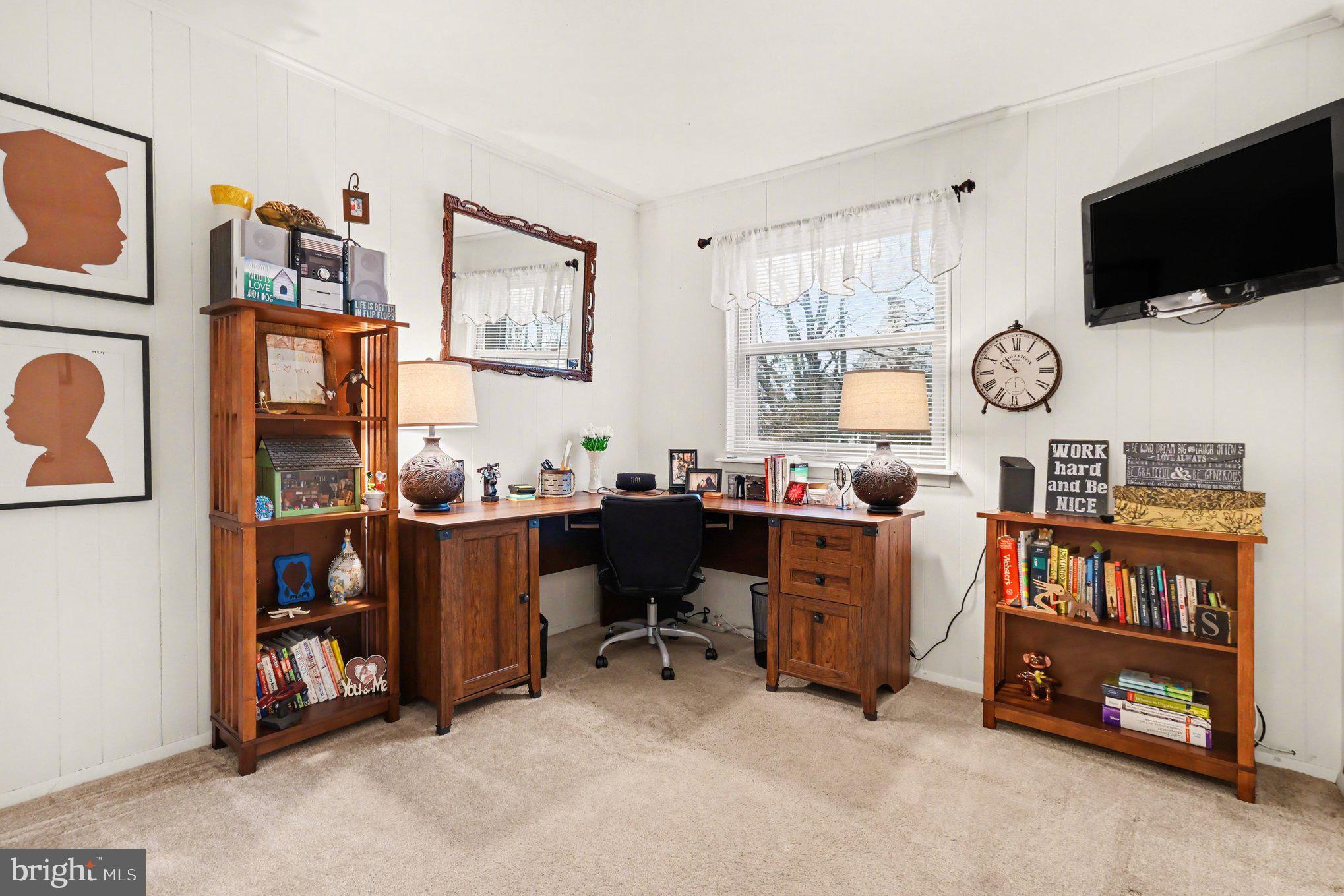 HUNTERS RUN - Residential