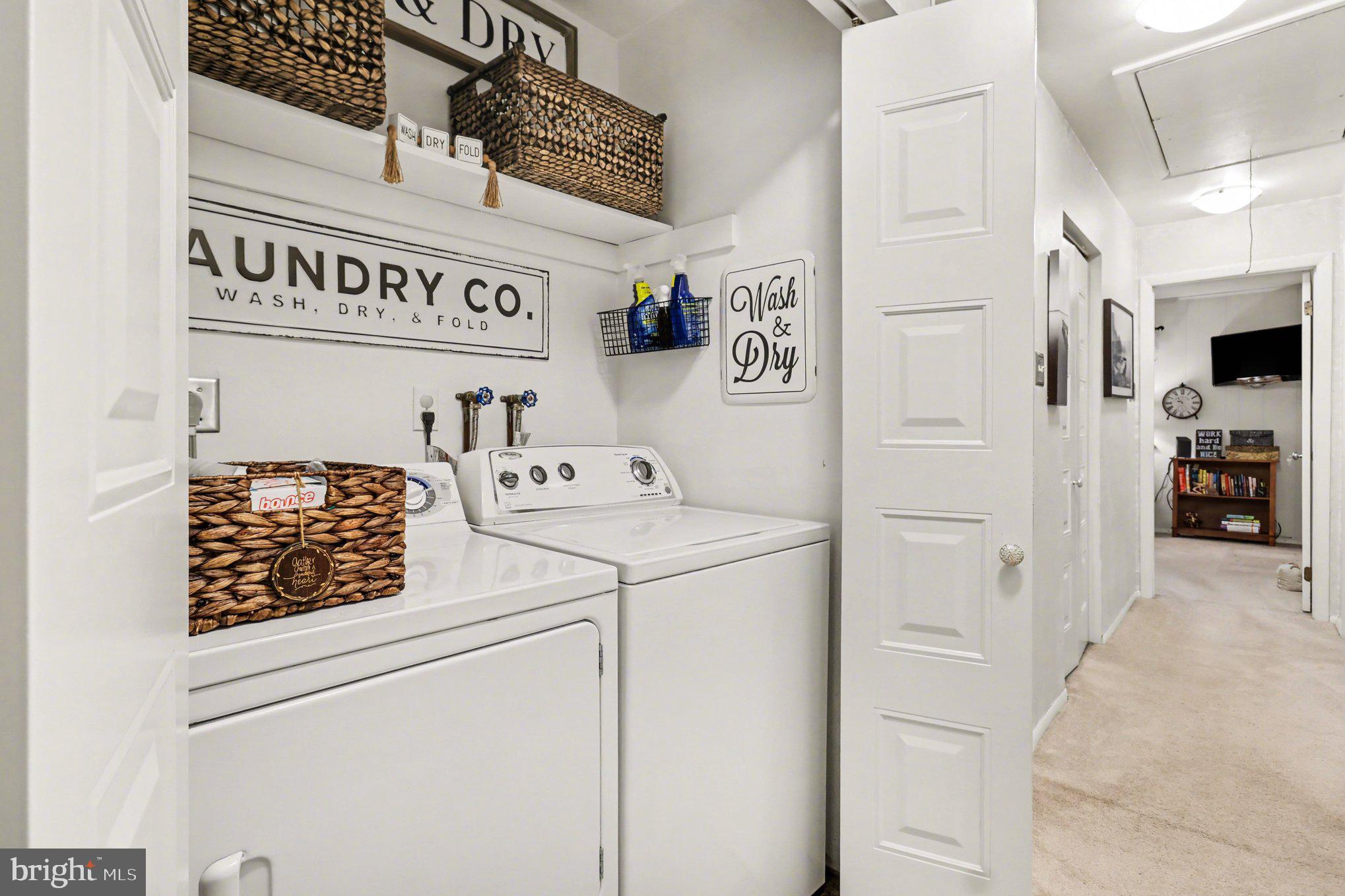 HUNTERS RUN - Residential