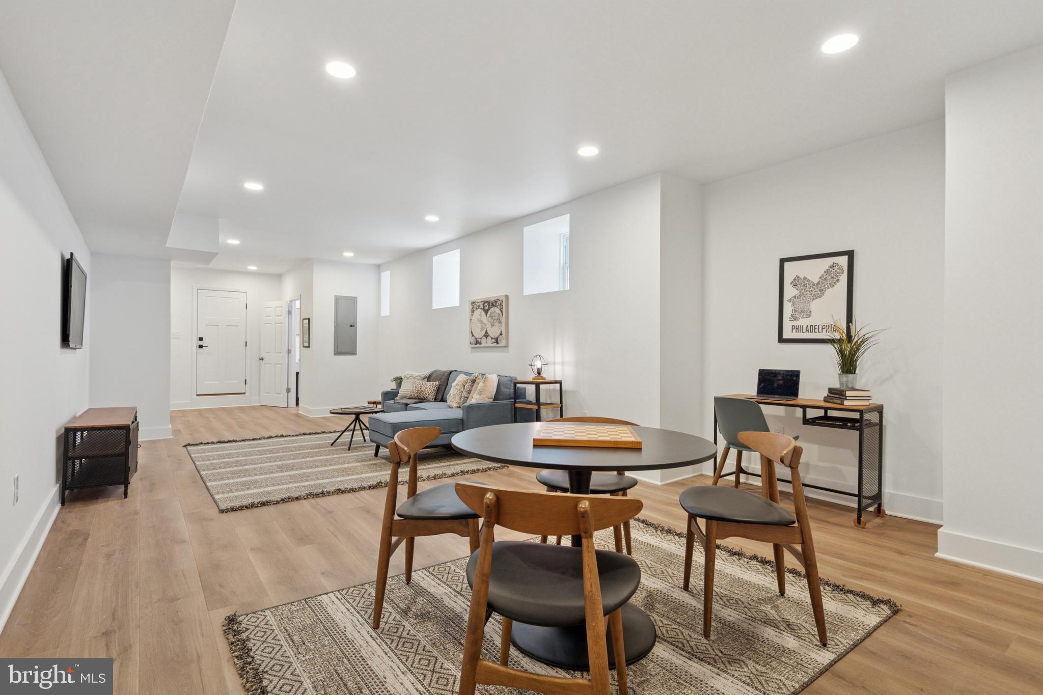 GERMANTOWN (WEST) - Residential