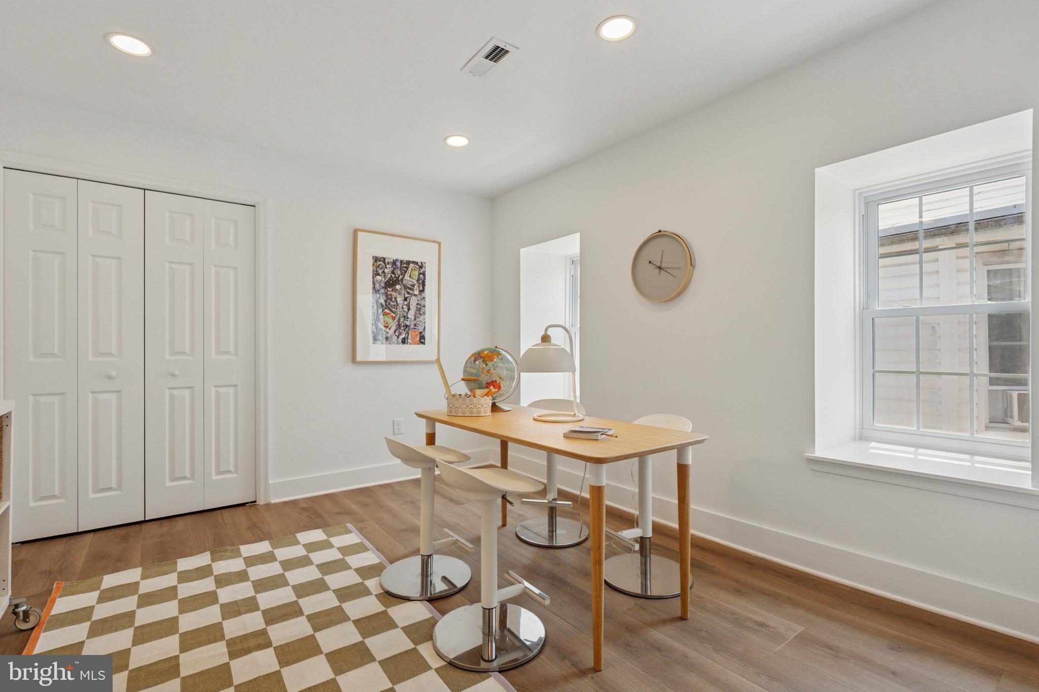 GERMANTOWN (WEST) - Residential