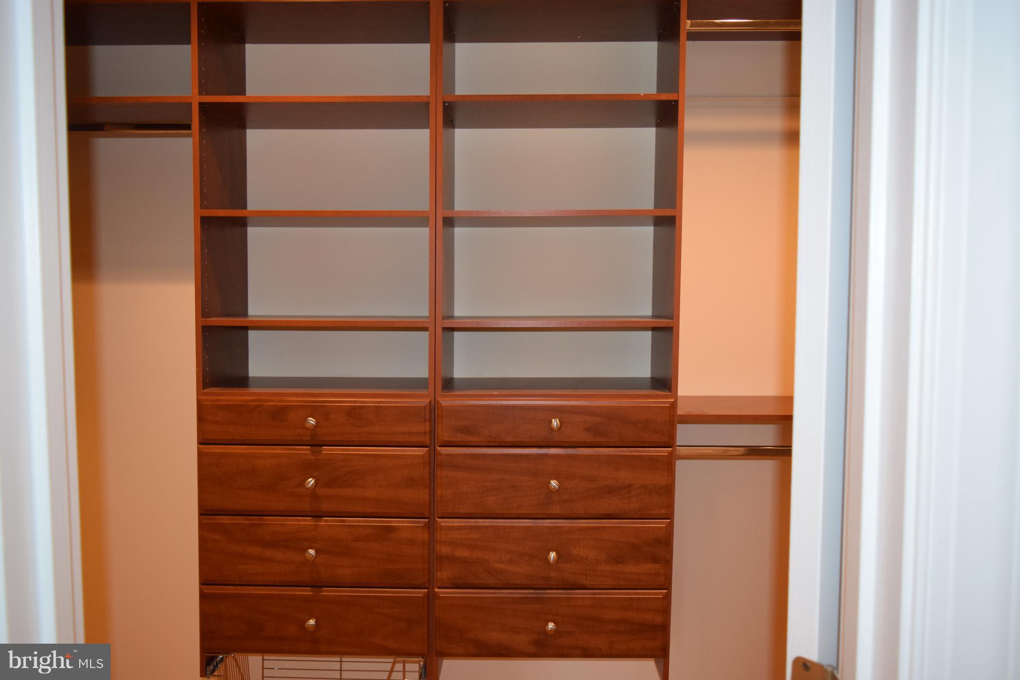 ROLLINGWOOD - Residential