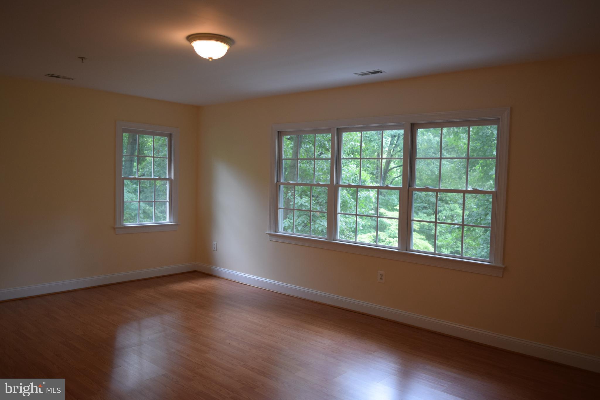 ROLLINGWOOD - Residential