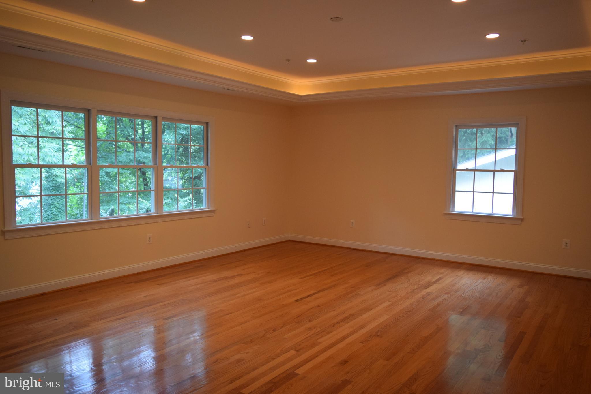 ROLLINGWOOD - Residential