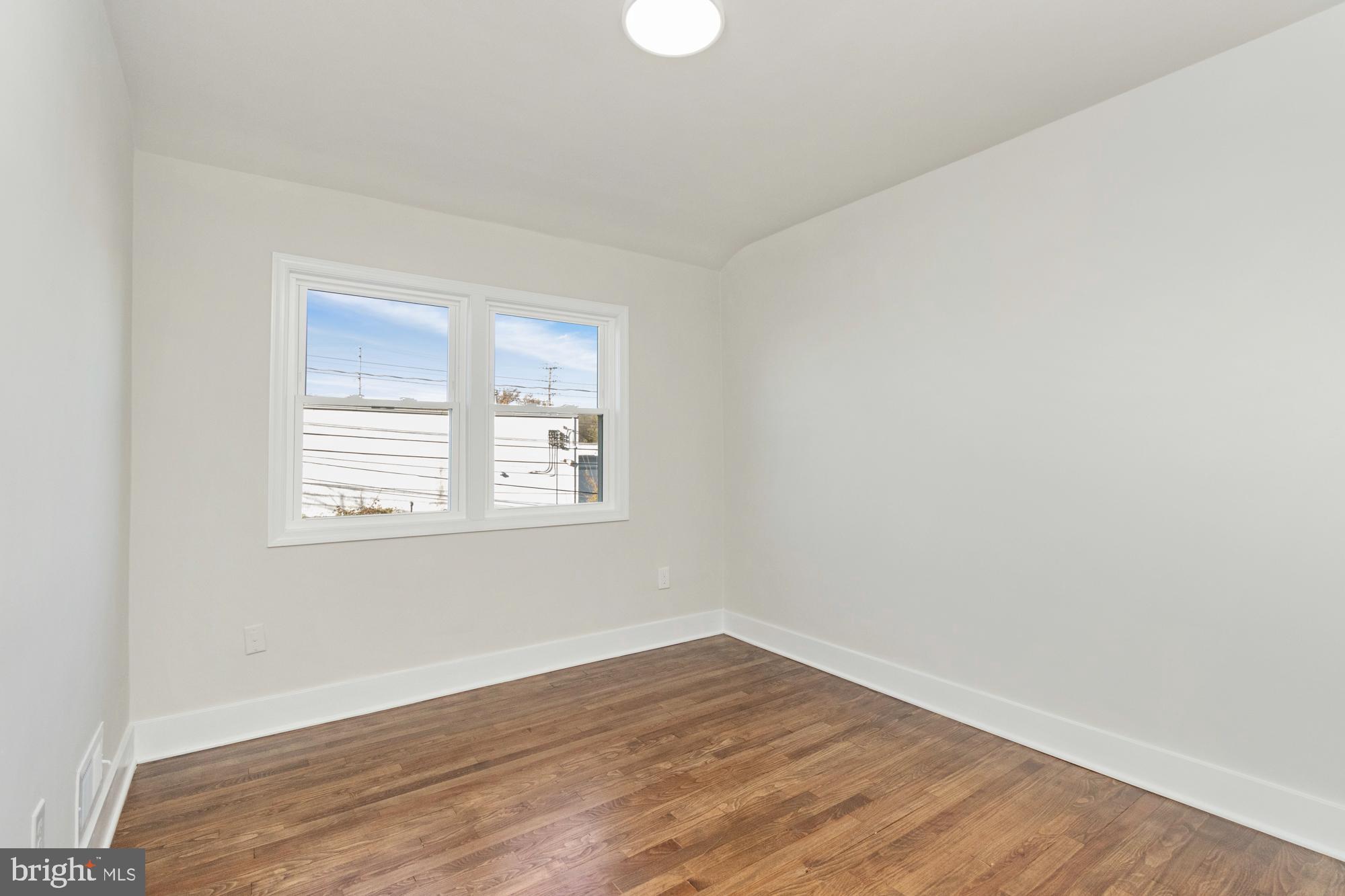 RIDGELEIGH - Residential