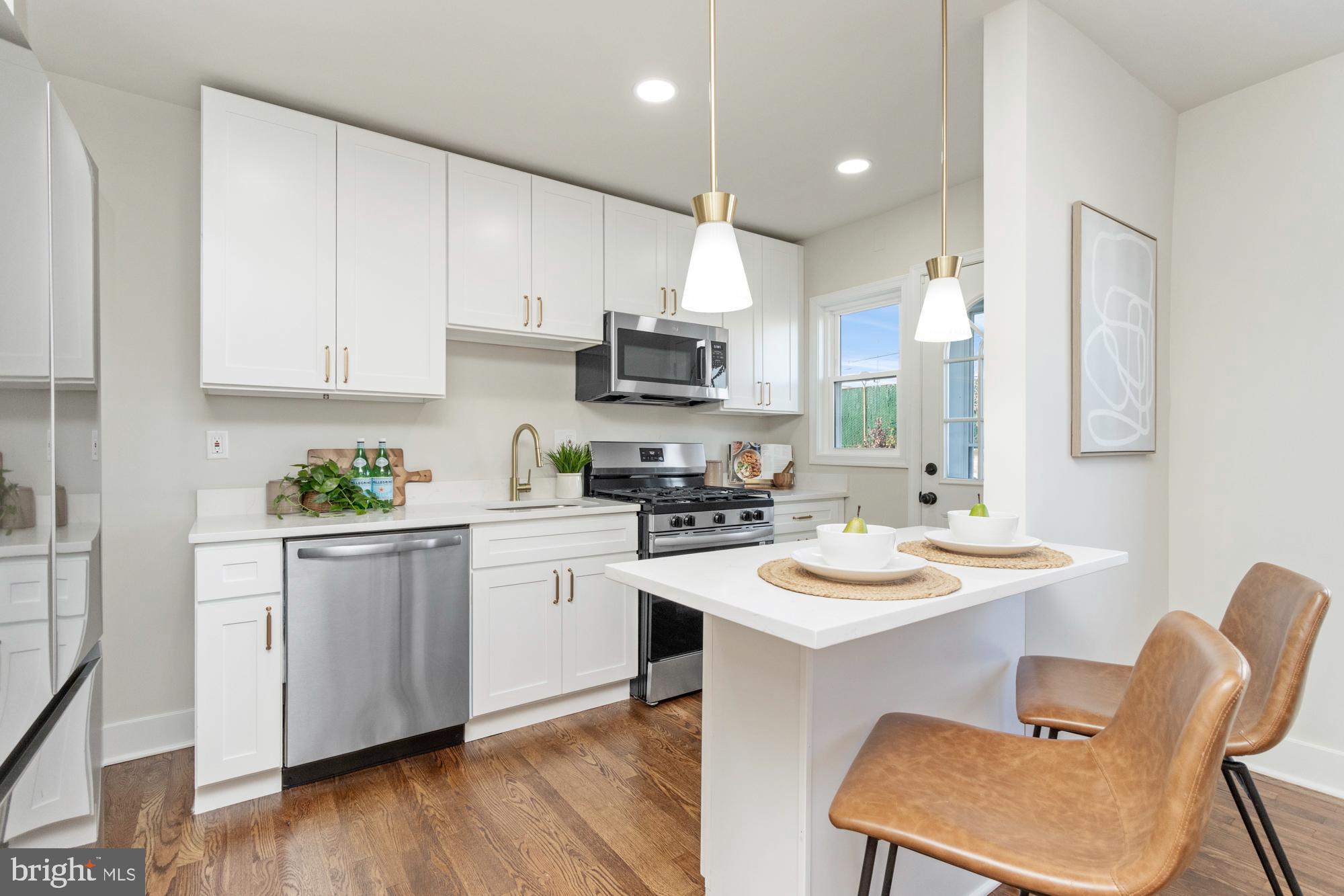 RIDGELEIGH - Residential