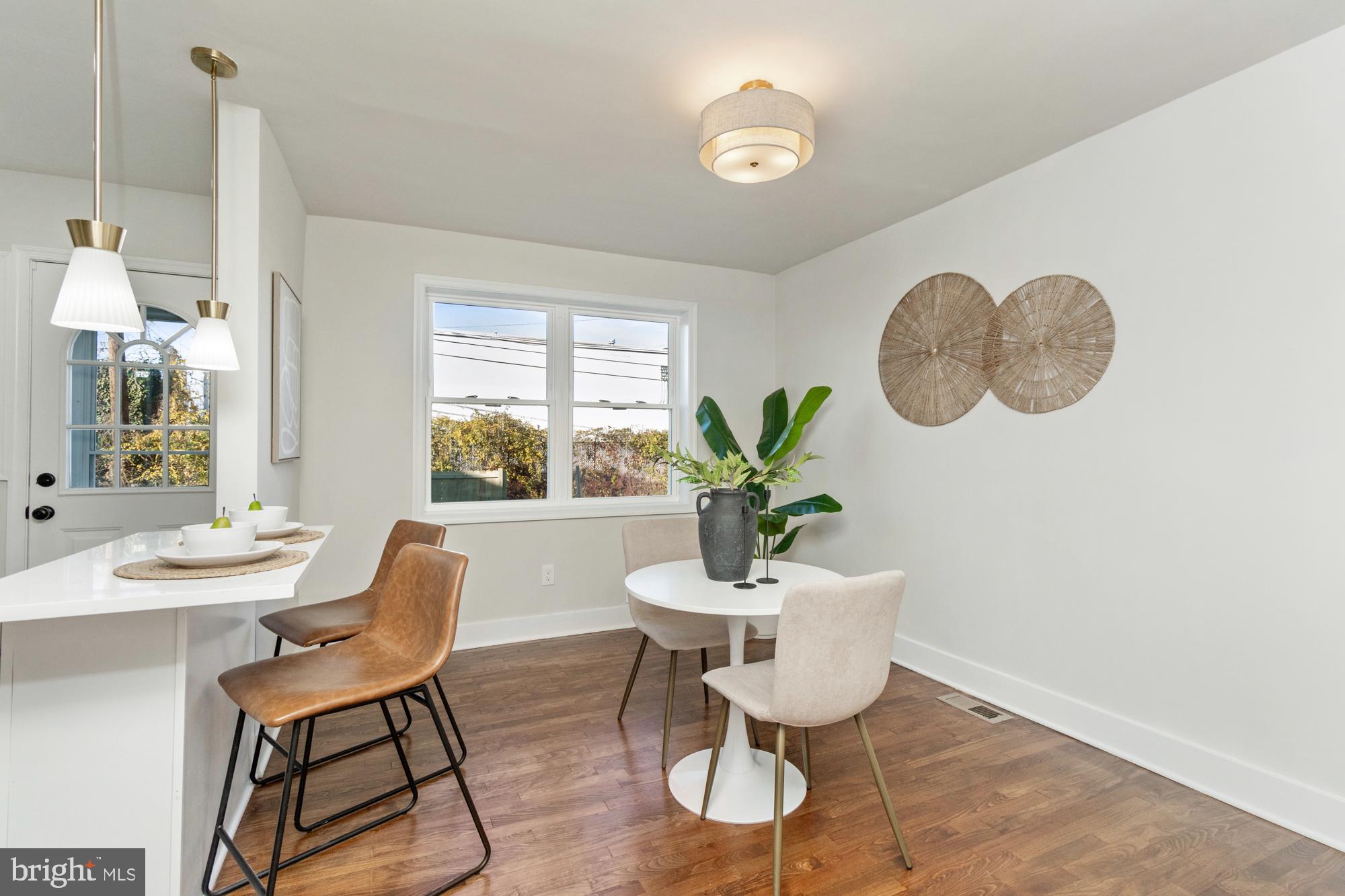 RIDGELEIGH - Residential