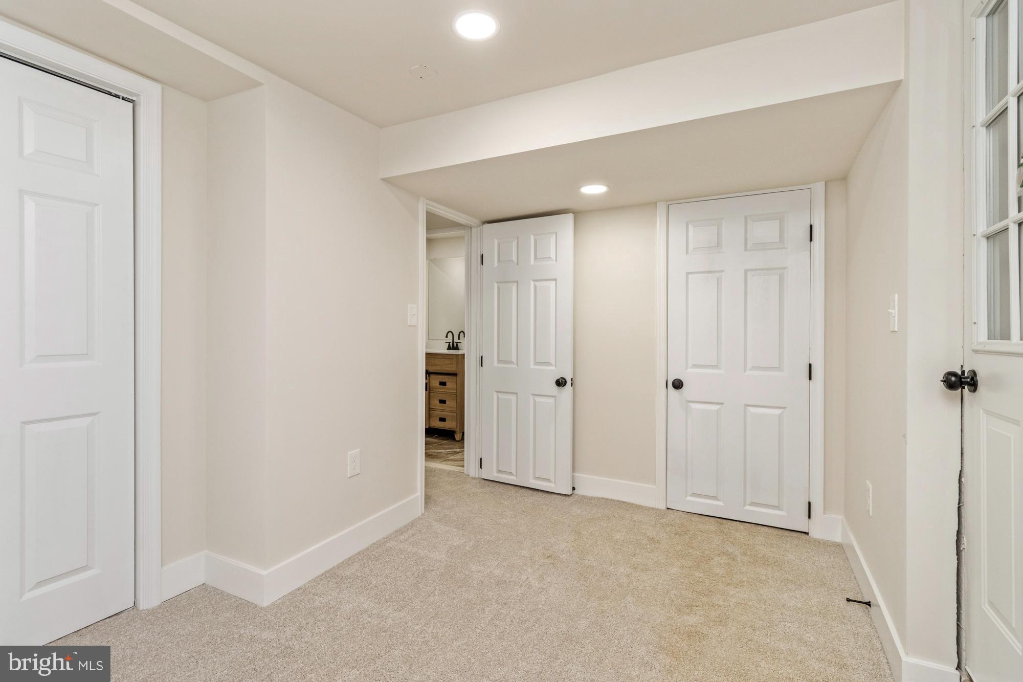 RIDGELEIGH - Residential