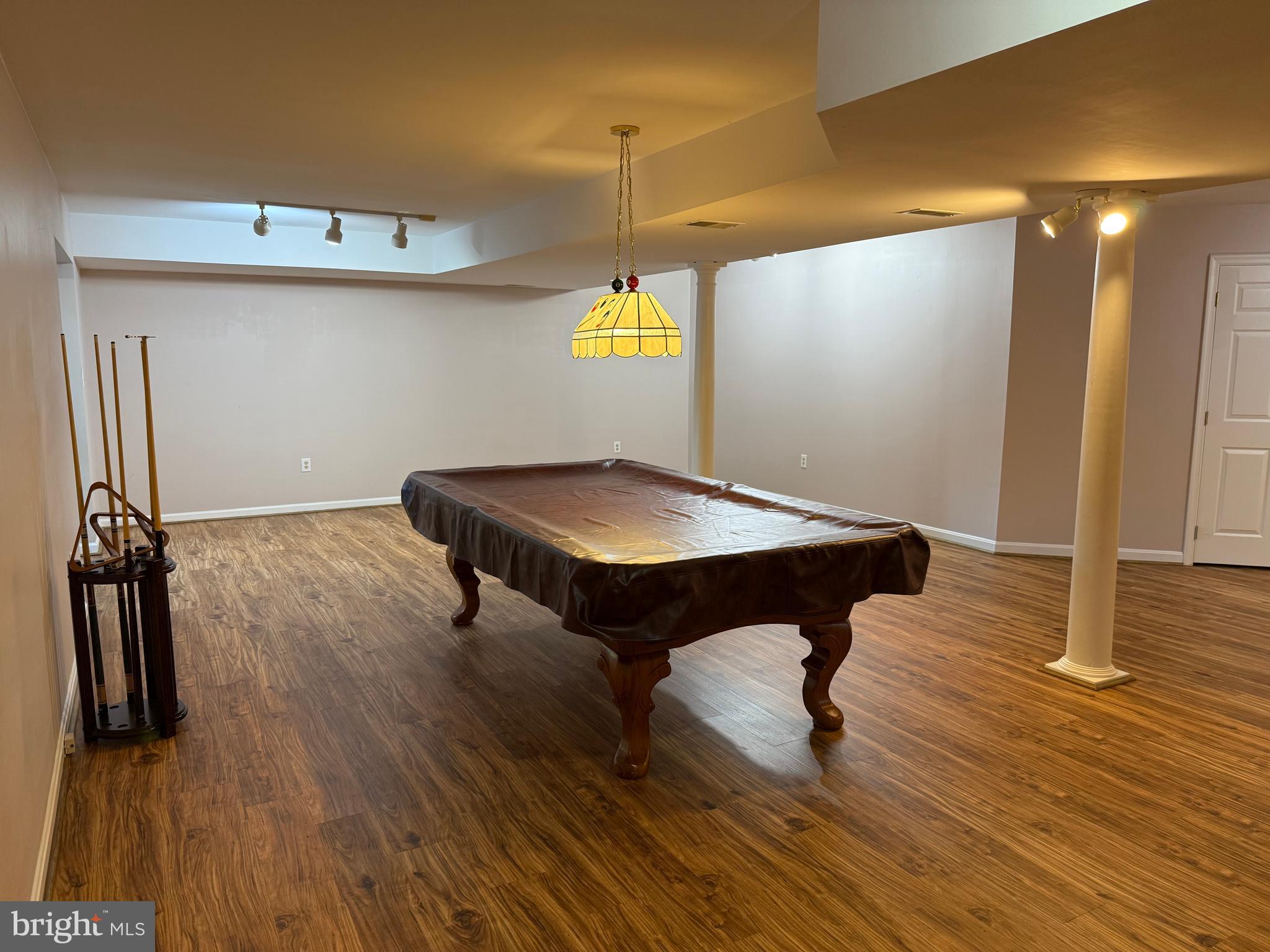 PRESWICKE HILLS SUB - Residential