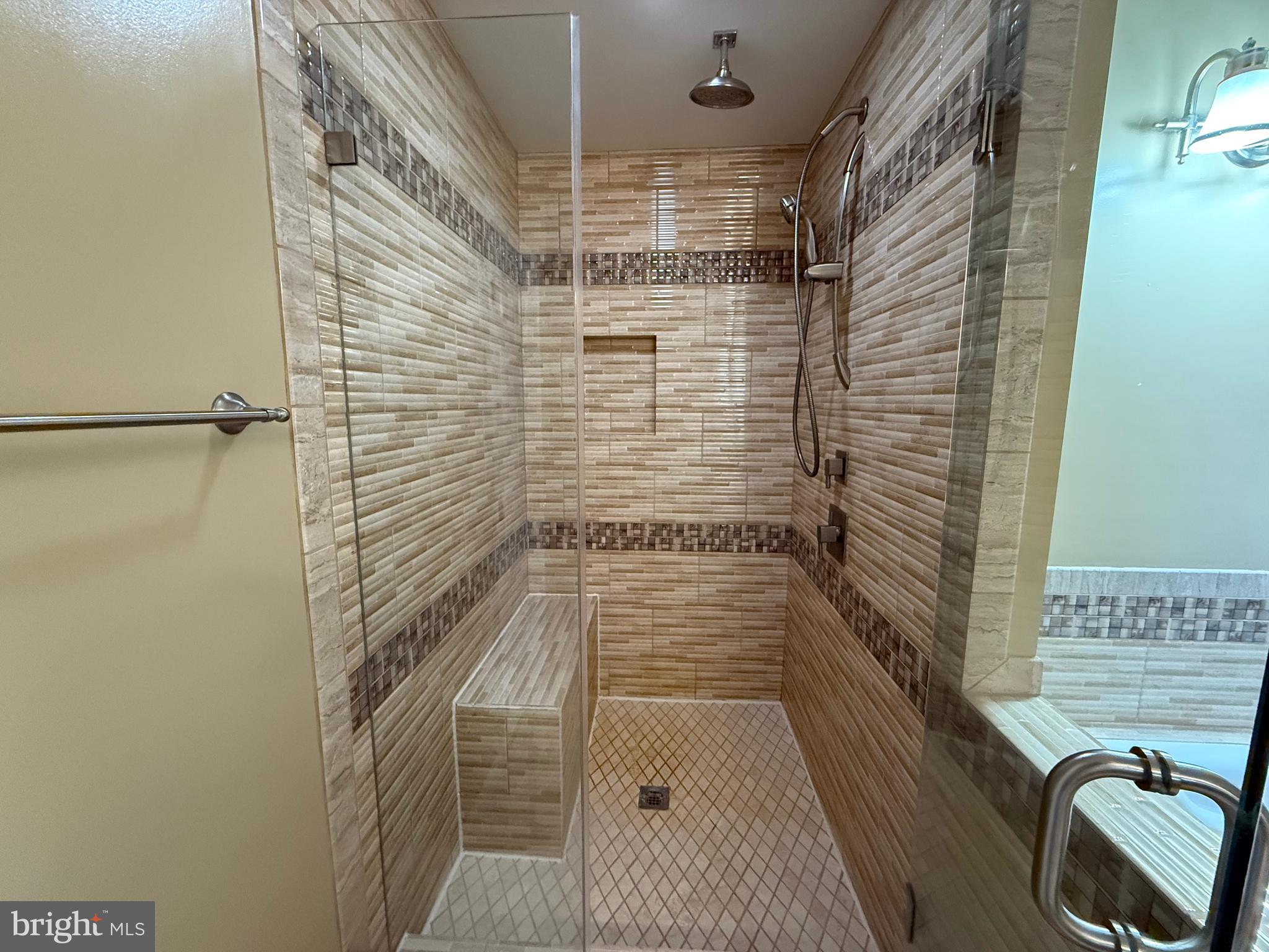 PRESWICKE HILLS SUB - Residential