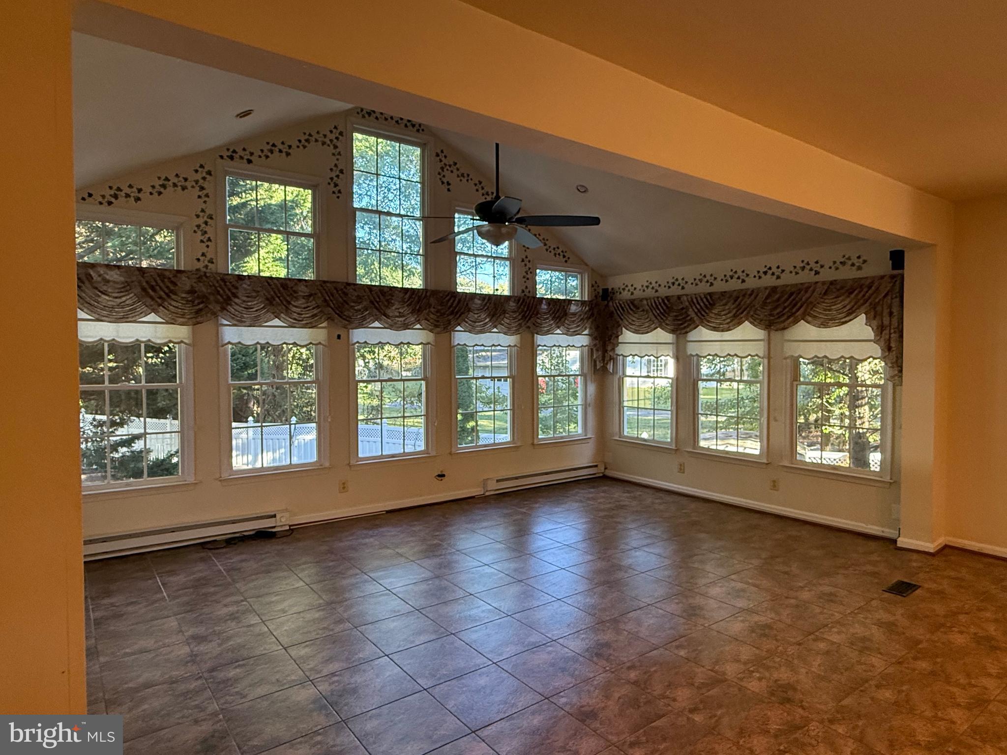 PRESWICKE HILLS SUB - Residential