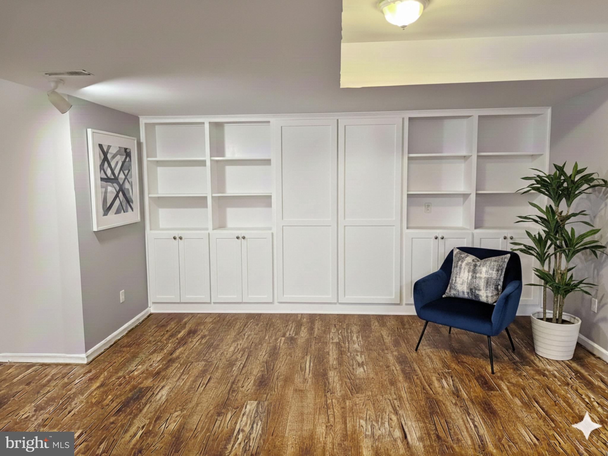 PRESWICKE HILLS SUB - Residential