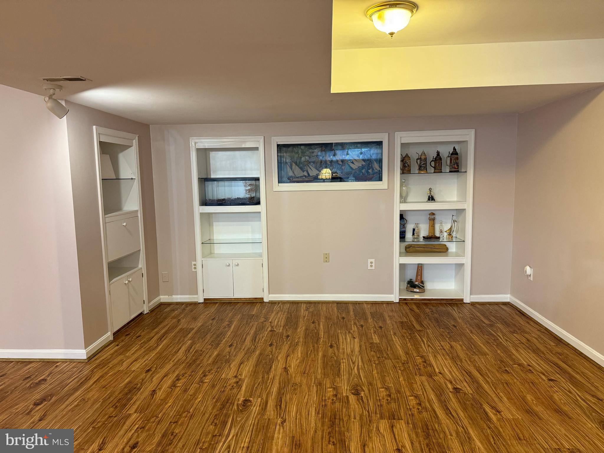 PRESWICKE HILLS SUB - Residential