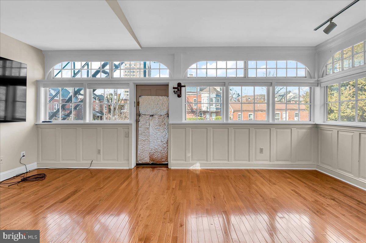 TROLLEY SQUARE - Residential